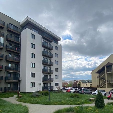 Târgu-MureşApartament Gloriei 17アパートメント エクステリア 写真