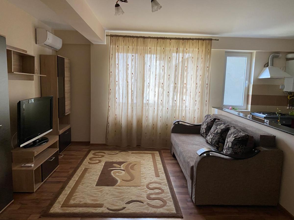 Târgu-MureşApartament Gloriei 17アパートメント エクステリア 写真