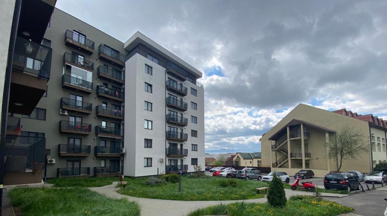 Târgu-MureşApartament Gloriei 17アパートメント エクステリア 写真